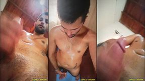 i was so horny after working out ? and i needed some extra protein directly from the source so i released my cum load and swallowed it