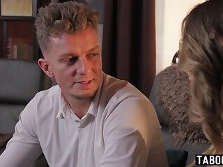 Russian anal lover slut Amalia Davis distracting her workaholic boyfriend