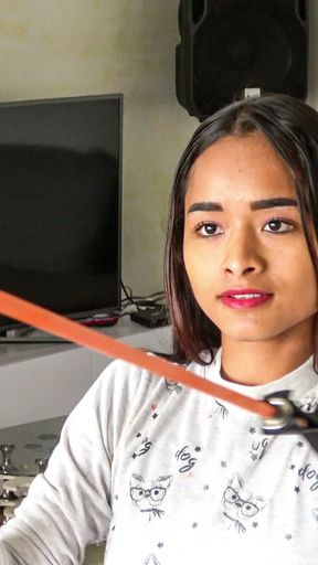 Rich teen flies in famous trainer for tied up pussy stretching   Clip 1