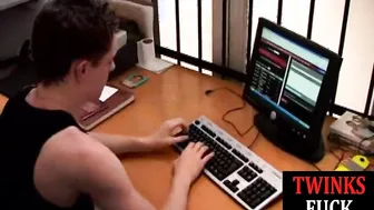 Twink threesome bareback with rimming and breeding