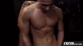 CAZZOfilm - A dominant muscled skinhead