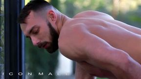 Icon Male Johnny B Lays Down Under The Sun Half Naked While Draven Navarro Watches His Ass