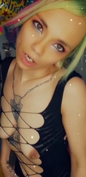 Lingerie Vaping