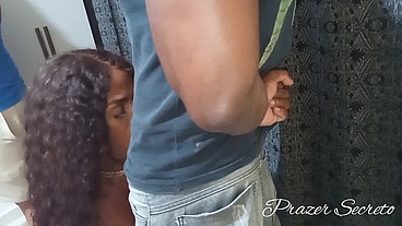 Chamamos os meninos para uma brincadeira de muito sexo