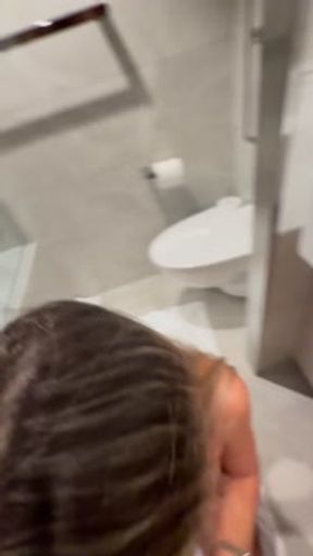 Innocent College Teen Makes Random Guy Cum In 60 seconds