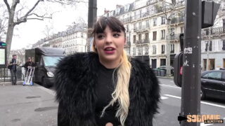 Amatør brunette fransk luder i lingeri får hård anal kneppet