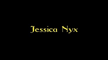 Jessica Nyx Sucks Big Cock Gloryhole Facial