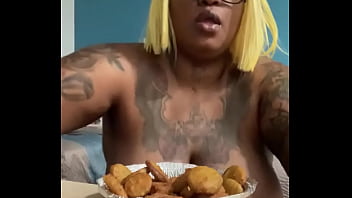 These Boobies Or Da FOOD