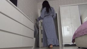 You can cum under my dress a