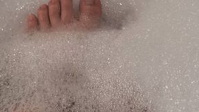 Splashing My Toes and Humming Along in My Cute Pink Bubble Bath ????