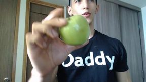 Apple Biceps