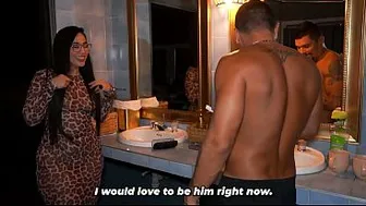 Big-bootied woman gets into the wrong room and ends up getting fucked by her muscular brother-in-law