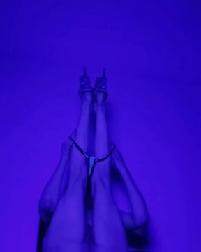 Trans stripper takes the stage at a wild club