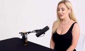 Savannah Bond: The Aussie Bombshell on the Rise