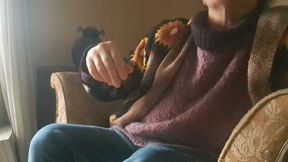 SMELLY HUMID SWEATY FEET