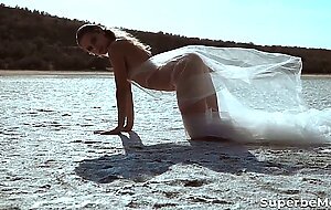 Nubile teen amelie lou takes her clothes and teases herself