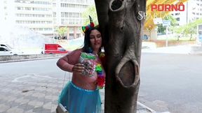 morena cavalona perde o marido e pula o carnaval no pau do vizinho
