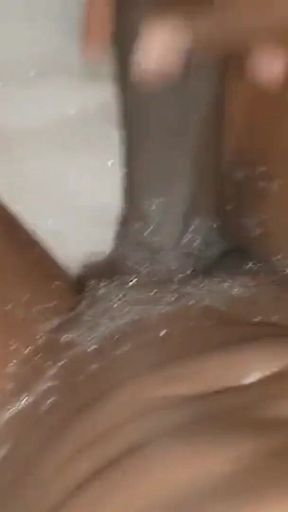 Nata4sex wanking in the bath cumshot