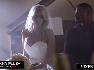 VIXENPLUS 1st BBC For Blond Riley Steele