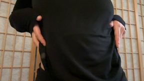 Aurora’s Spicy Navel Sways