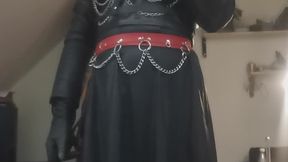 Smoking leather Queen owner of...... U?