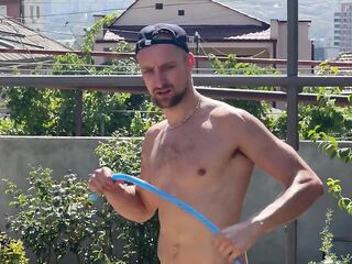 Hot gardener screwed a twink with his giant jock on a swing and came several times