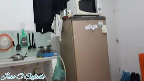 gravei escondido comendo a casada rabuda