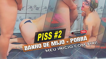 Meu segundo v&iacute_deo envolvendo xixi, acompanhe minha evolu&ccedil_&atilde_o   bebendo leitinho | Cristina Almeida - Piss 2