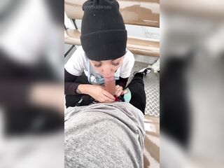 MAMADA REAL A FAN: GRAN MAMADA EN EL TELEFÉRICO, ME LA TRAGO TODA EN PÚBLICO