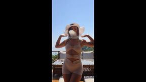 POV your lighting me up before taking me to the beach xx