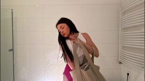 Hot Sexy Amateur Beautiful College Girl Flashes Pussy by Taking off Her White Cotton Panties in the Bathroom