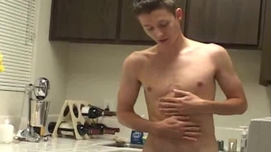 Next Door Male: Handy Chris Self-Pleasure at the Seaside