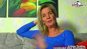 Deutsche Reife notgeile Hausfrau probiert ein Solo Masturbations Casting