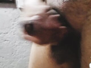 tengo una verga muy caliente