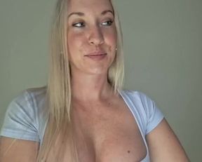Brittibratti's encouragement for her friend to jerk off to her amazing tits and long hair