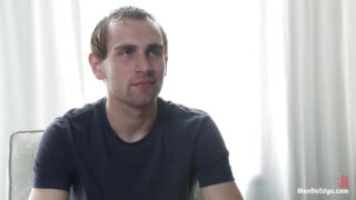 Film BDSM di troie gay in lattice scopate analmente