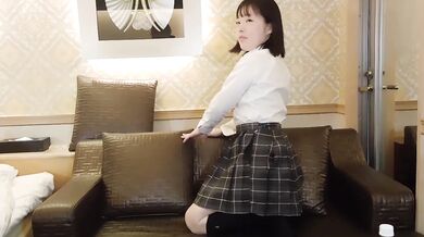 Menes slut gagging on thick Japanese cock while getting massaged