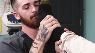 Doctor's Office - Patient Loves His Beard And Bigger Thick Cock