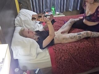 Curvy MILF sucks sexy golden-haired Trans woman