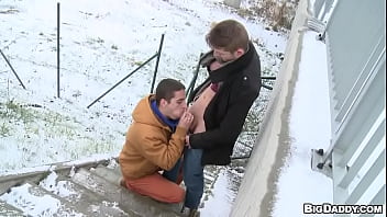 Two Sexy Hunks Fuck Outdoors For Money!!