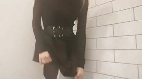 Miss Alice Masturbate