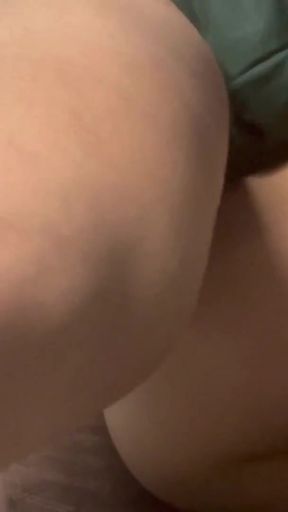 Neighbour ke saath Raat Bitaani Padi Light Na Hone Ki waja se   Clip 2