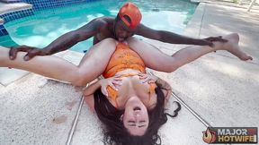 thick brunette milf josie jaxxon gets banged outdoors by rome major!