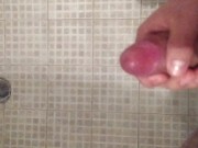 Me masturbo en la ducha