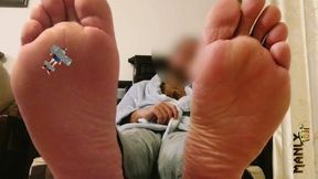 Caught the Little Bastard - Taped Him to My Foot - Manlyfoot - Tiny Man - Macrophilia