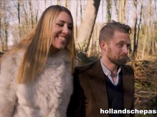 Stiekem avontuurtje in het bos