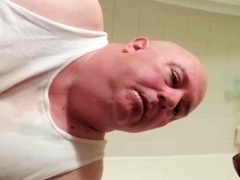 Golden shower for amateur chub