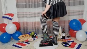 Mila - French Crush - Citroen 2CV (V 02)