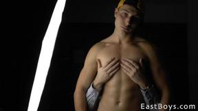 ”Dark & Light - Handjob & Muscle Worship”