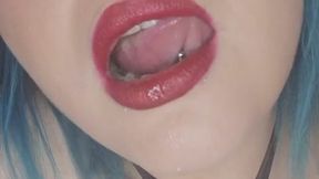 Kissing and Drooling While I Cum